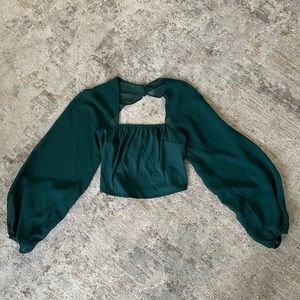 Express emerald green going out crop